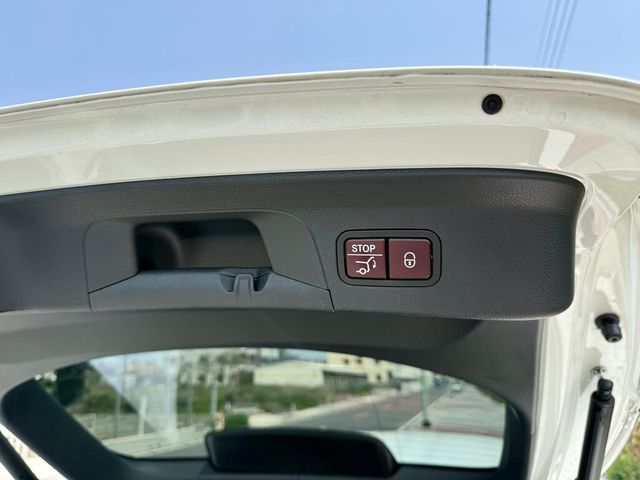 M-BENZ賓士 GLC200  第16張相片