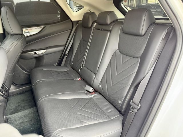 LEXUS凌志 NX350H  第12張相片