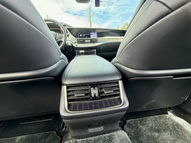 LEXUS凌志 LS350  第16張相片