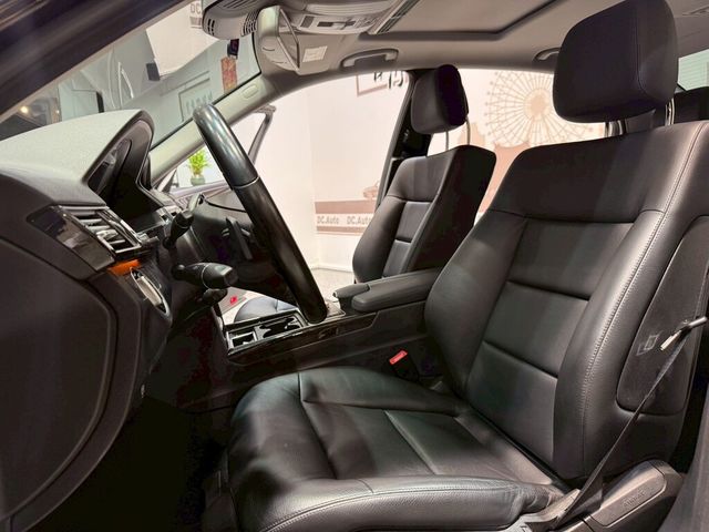 M-BENZ賓士 E250  第8張相片
