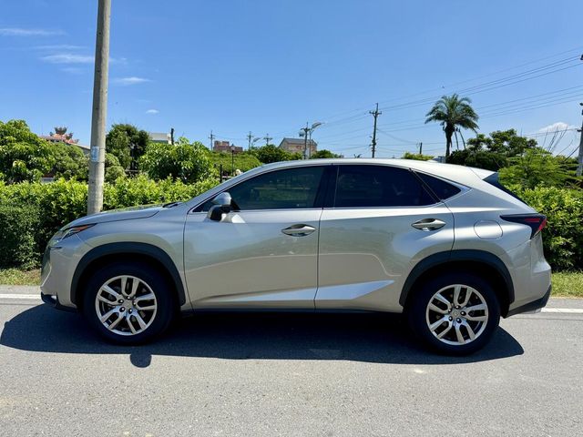LEXUS凌志 NX200T  第2張相片