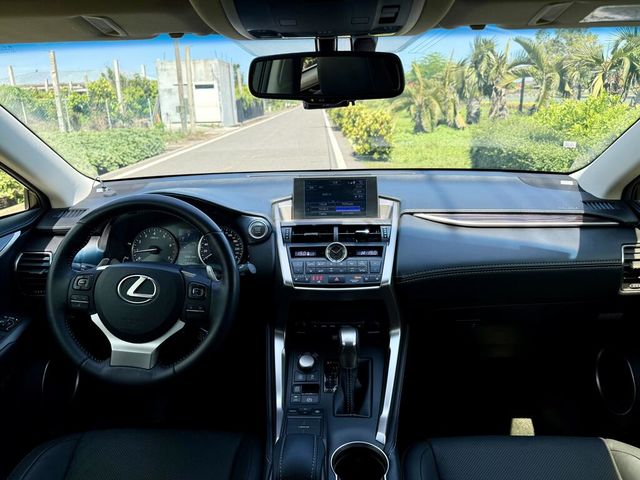 LEXUS凌志 NX200T  第7張相片