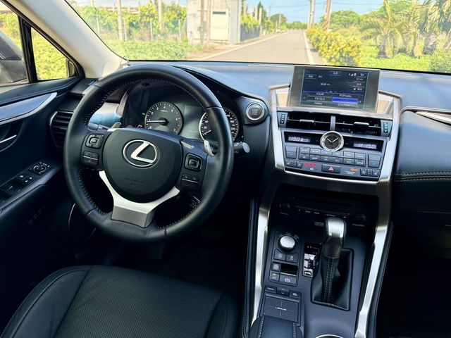LEXUS凌志 NX200T  第8張相片