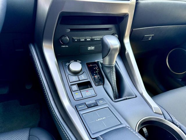 LEXUS凌志 NX200T  第12張相片