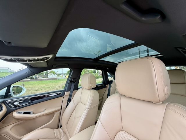PORSCHE保時捷 MACAN S  第18張相片