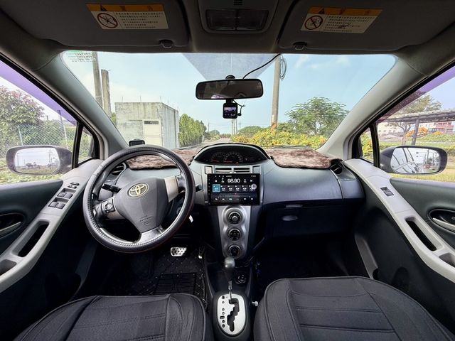 TOYOTA豐田 YARIS  第6張相片