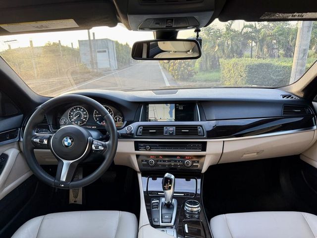 BMW寶馬 528I  第6張相片