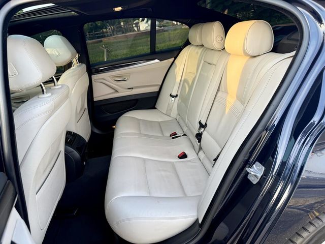 BMW寶馬 528I  第14張相片