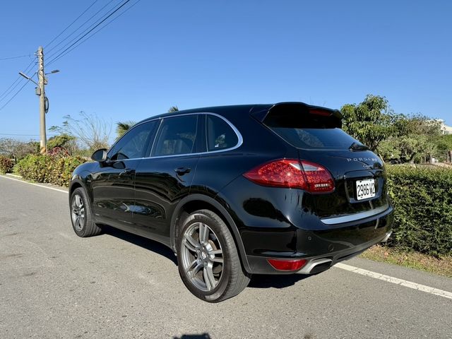 PORSCHE保時捷 CAYENNE  第3張相片