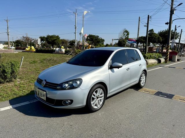 VOLKSWAGEN福斯 GOLF  第1張相片