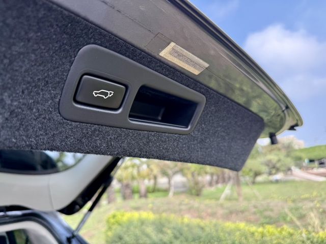 LEXUS凌志 RX450H  第7張相片