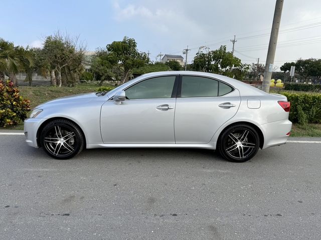 LEXUS凌志 IS250  第2張相片
