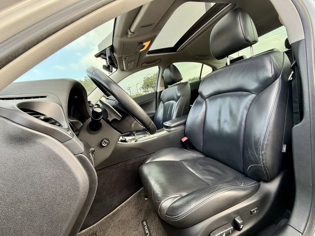 LEXUS凌志 IS250  第11張相片