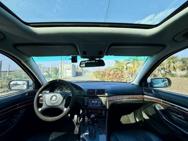 BMW寶馬 525  第6張相片