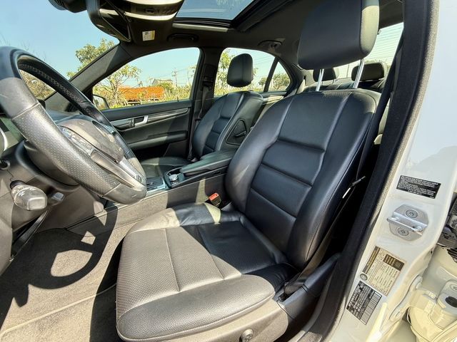 M-BENZ賓士 C250  第13張相片