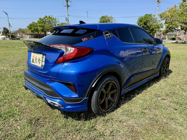 TOYOTA豐田 C-HR  第5張相片