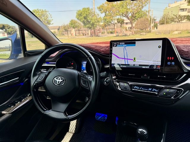TOYOTA豐田 C-HR  第10張相片