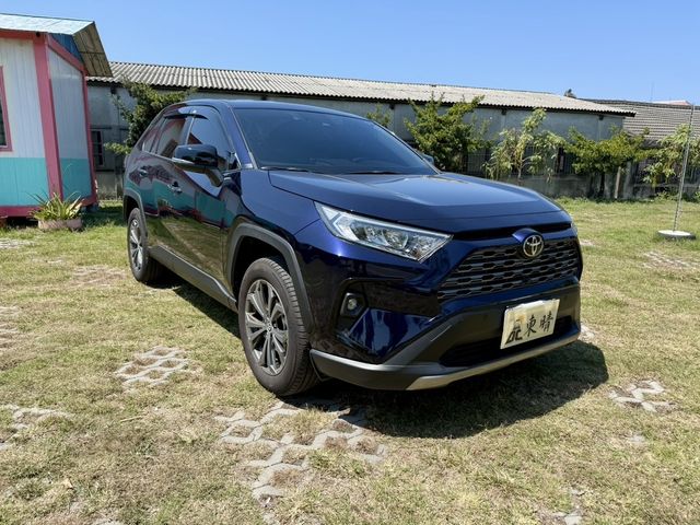 TOYOTA豐田 RAV4  第4張相片