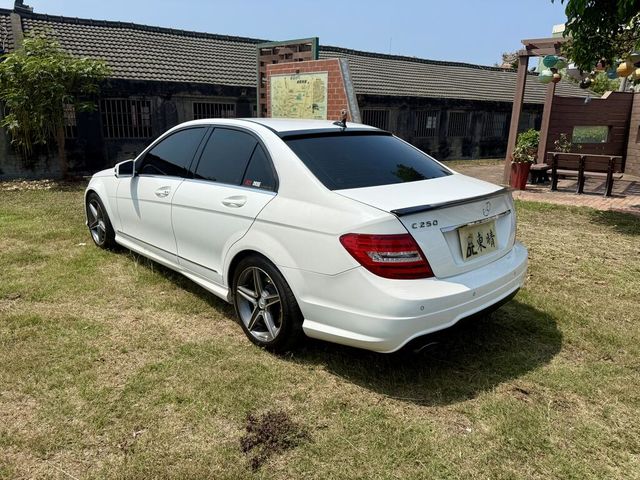 M-BENZ賓士 C250  第3張相片