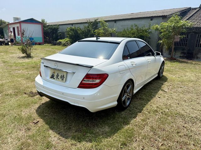 M-BENZ賓士 C250  第5張相片