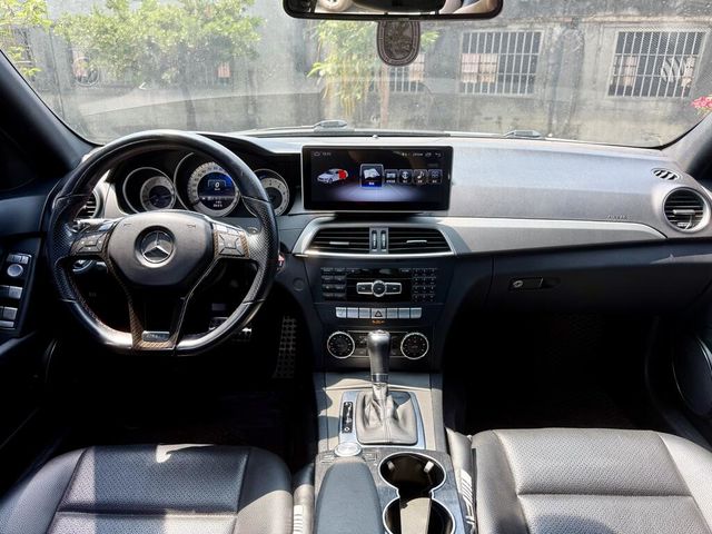 M-BENZ賓士 C250  第6張相片