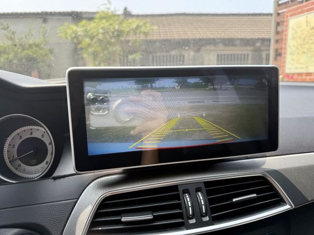 M-BENZ賓士 C250  第11張相片