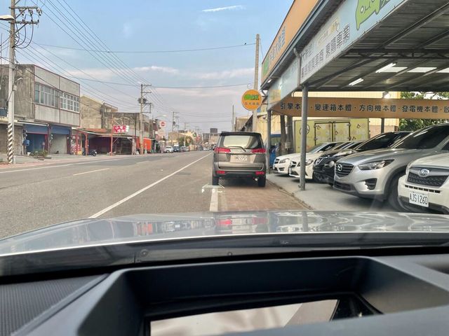 TOYOTA豐田 CROWN  第11張相片