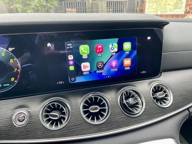 M-BENZ賓士 AMG GT43  第14張相片