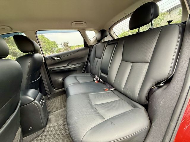 NISSAN日產 TIIDA  第15張相片