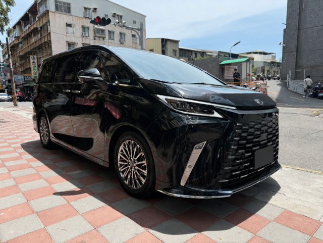 LEXUS凌志 LM500H  第1張相片