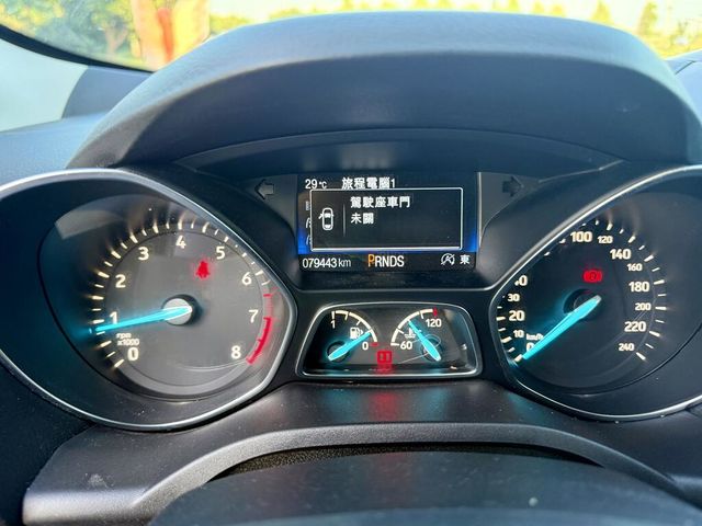 FORD福特 KUGA  第10張相片