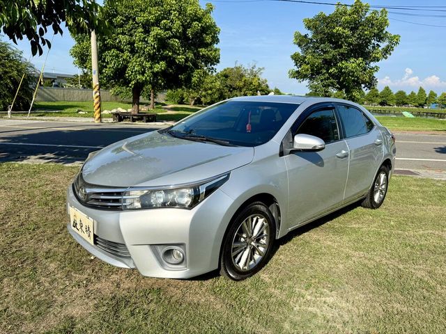 TOYOTA豐田 ALTIS  第1張相片