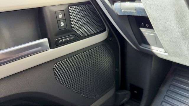 LAND ROVER路華 DEFENDER  第12張相片
