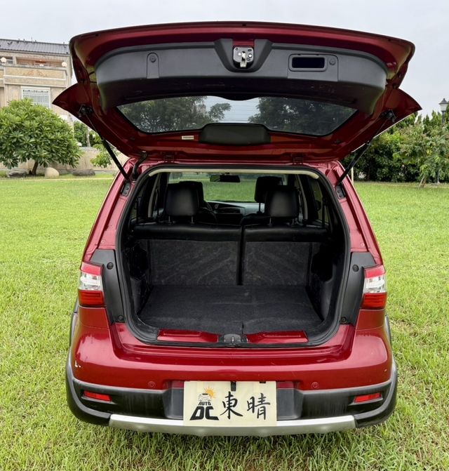 NISSAN日產 LIVINA  第7張相片