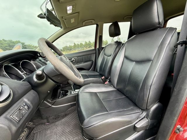 NISSAN日產 LIVINA  第12張相片