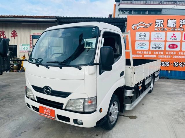 Hino 300  第6張相片