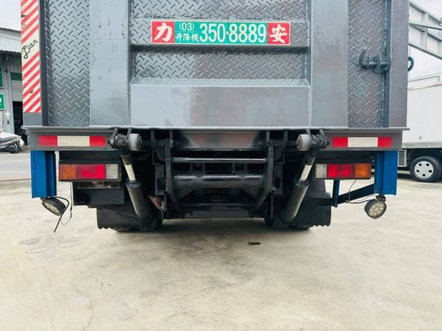 Mitsubishi Canter  第8張相片