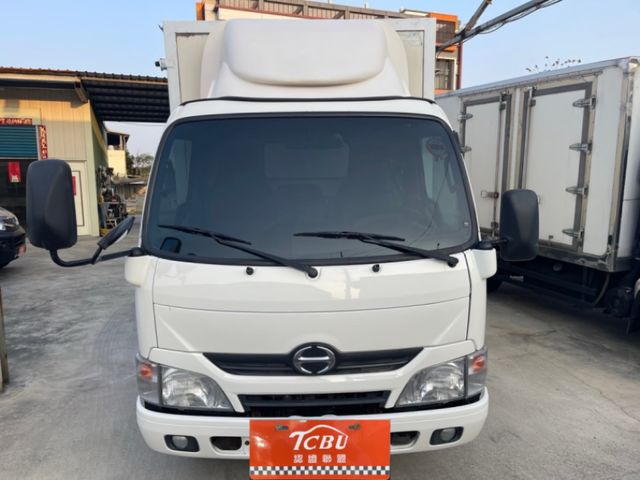 Hino 300  第4張相片