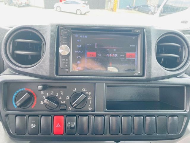 Hino 300  第1張相片