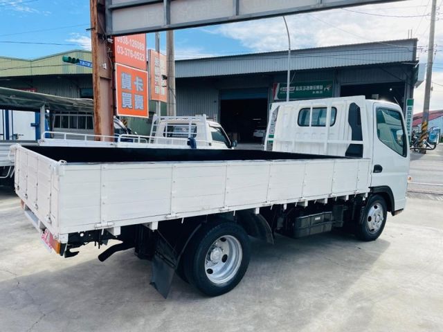 Mitsubishi Canter  第8張相片