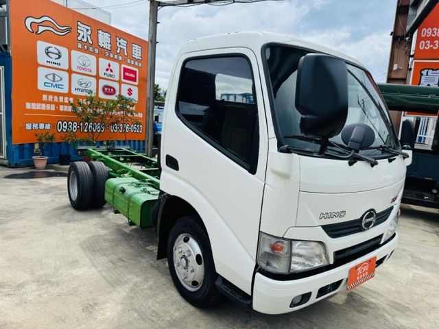 Hino 300  第6張相片