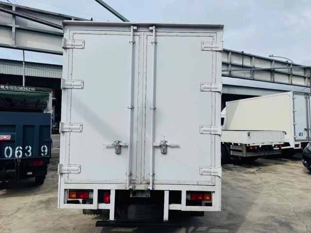 Mitsubishi Canter  第8張相片