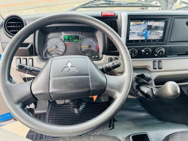 Mitsubishi Canter  第1張相片