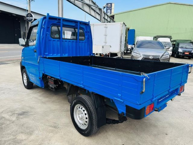 Mitsubishi Varica  第7張相片