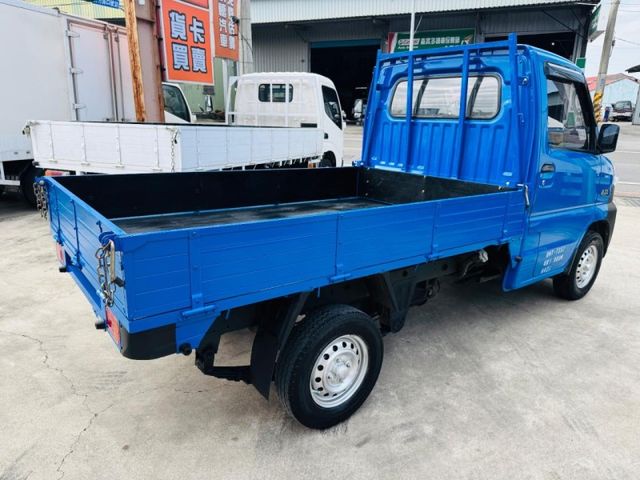 Mitsubishi Varica  第9張相片