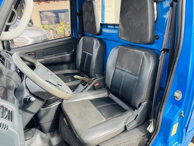 Mitsubishi Varica  第10張相片