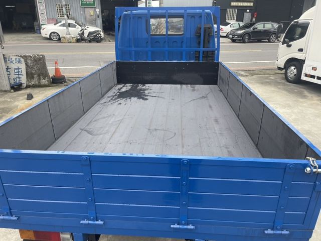 Mitsubishi Canter  第6張相片