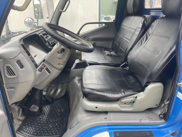 Mitsubishi Canter  第8張相片