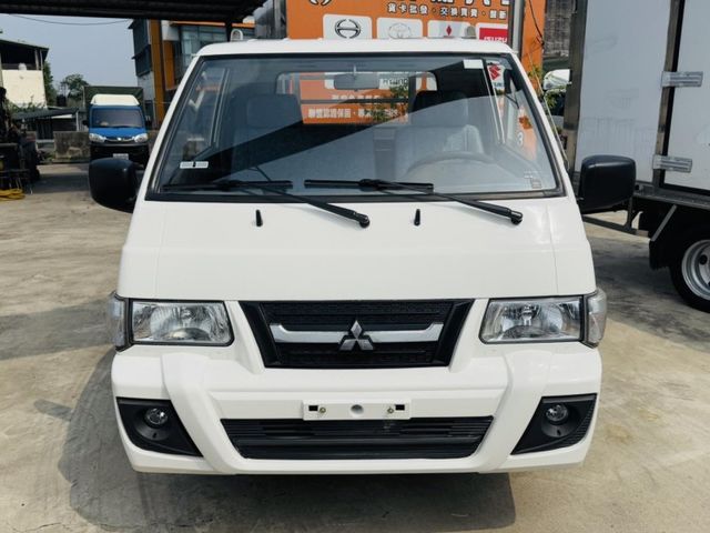 Mitsubishi Delica  第1張相片