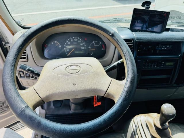 Hino 6.5 11.5呎 框式升降機  第9張相片